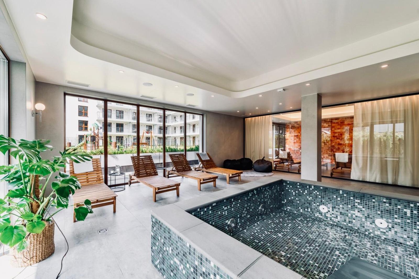 Mountain Shine - Apartment, And Parking *