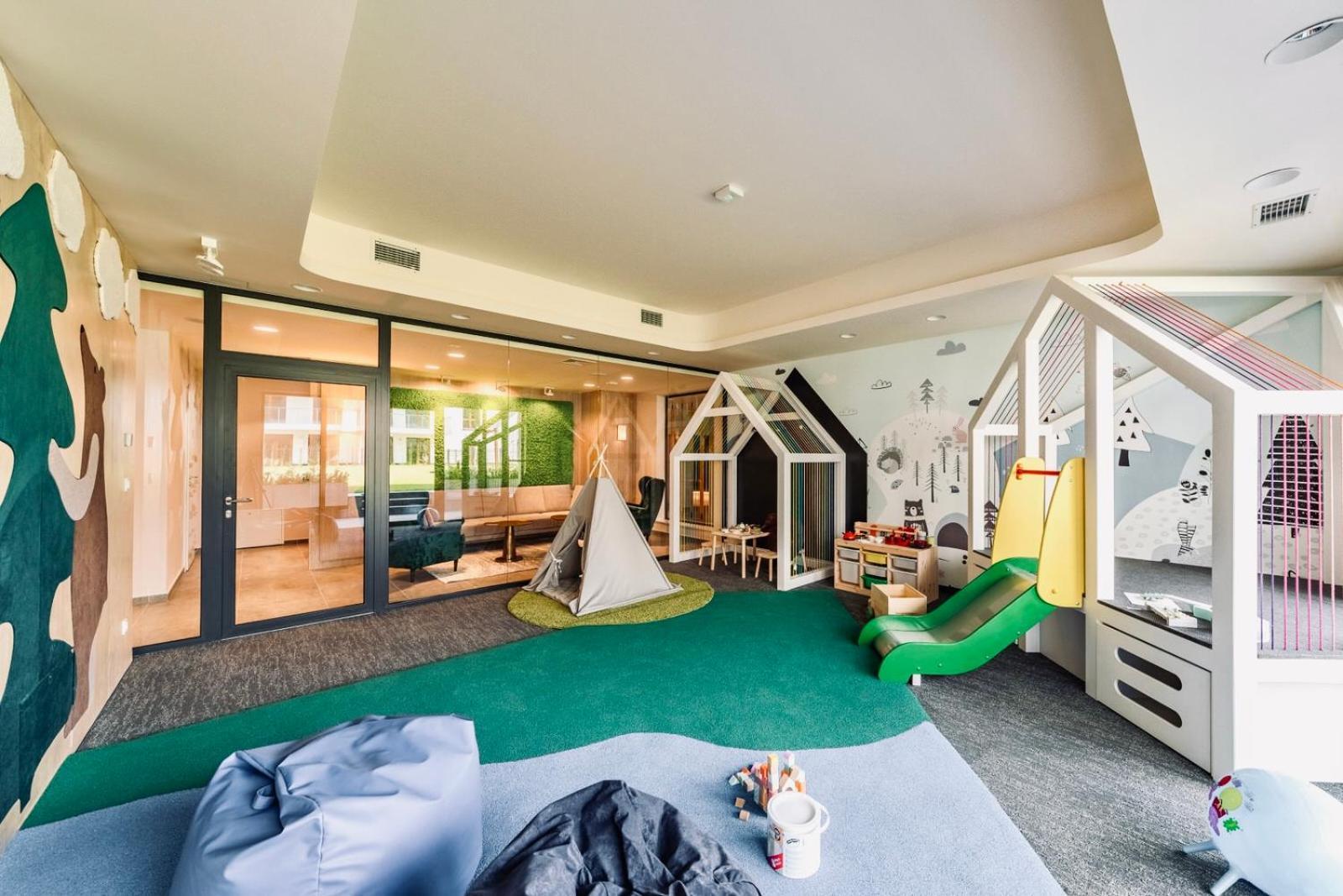 Mountain Shine - Apartment, And Parking Leilighet